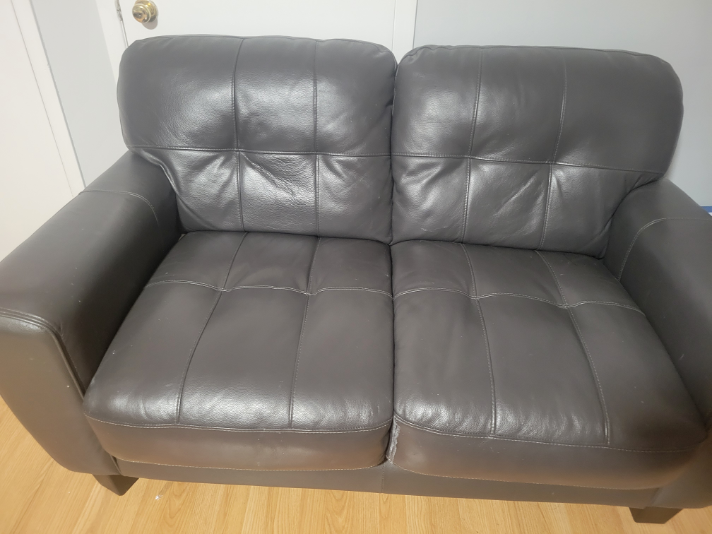 genuine Leather loveseat - photo 2