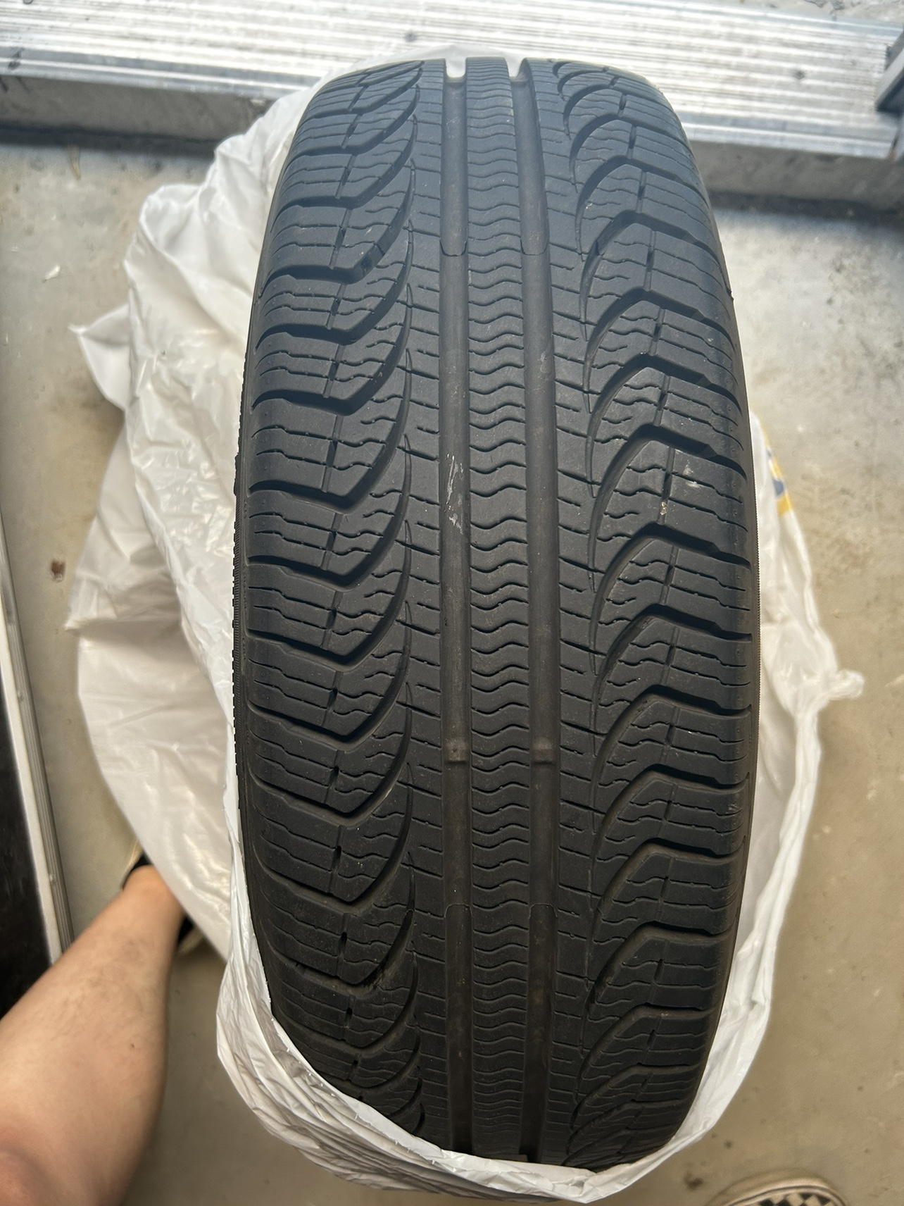 Looking for 195/65/R15 All Season tires?