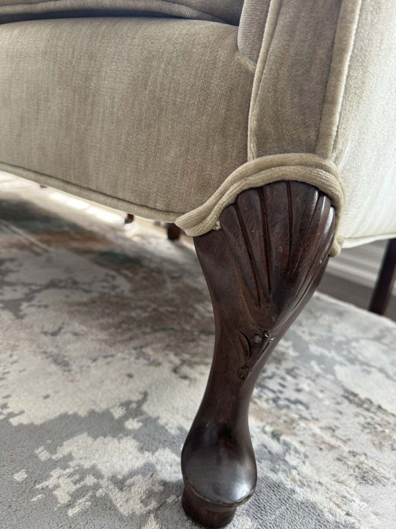 Pair of wing chair like new condition - photo 5