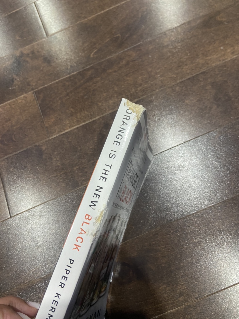 Orange is the new black paperback image indicator(2)