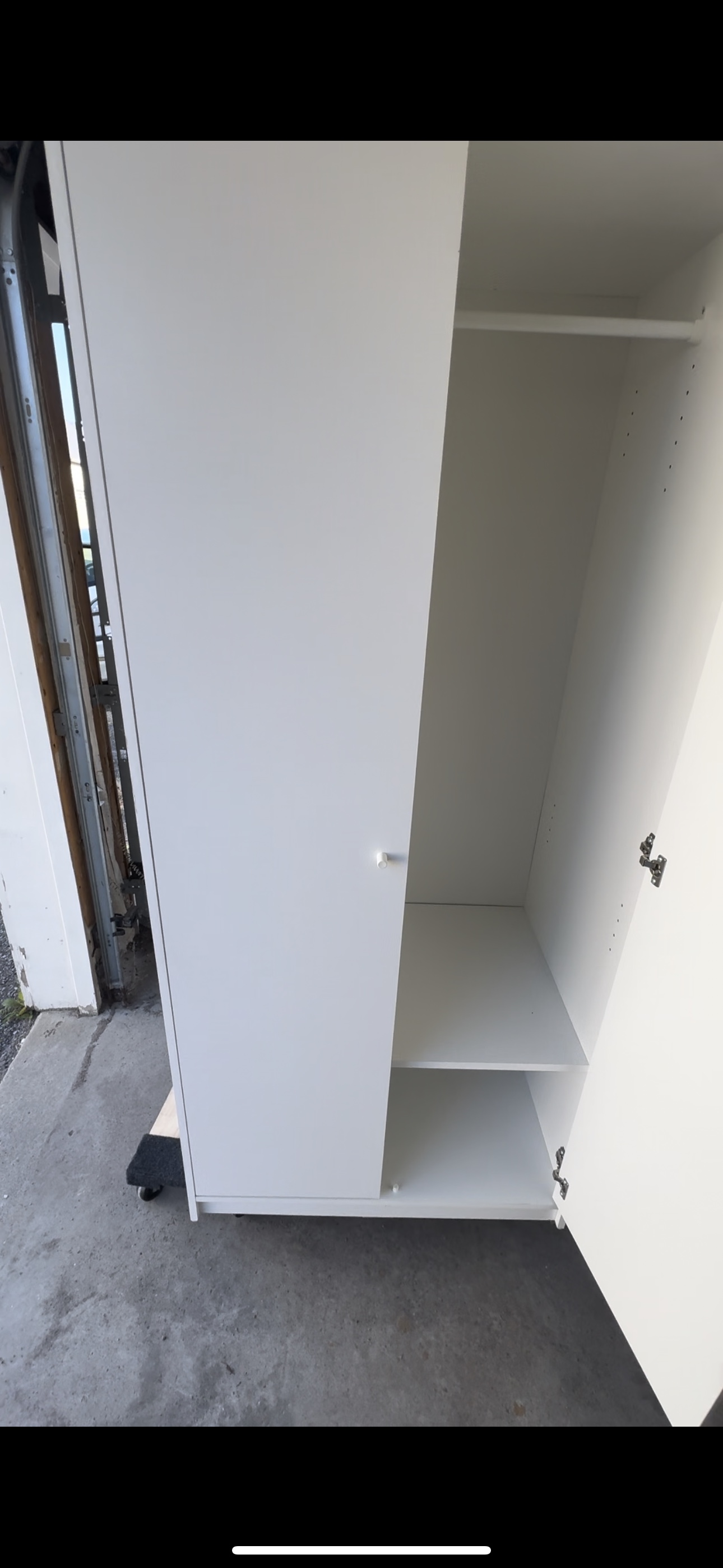White closet - photo 3