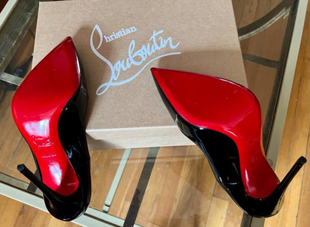 Christian Louboutin Redbottoms image indicator(3)