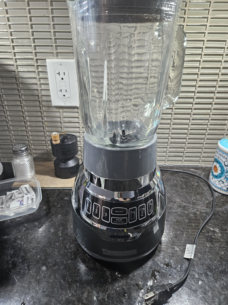 Black & Decker Blender thumbnail