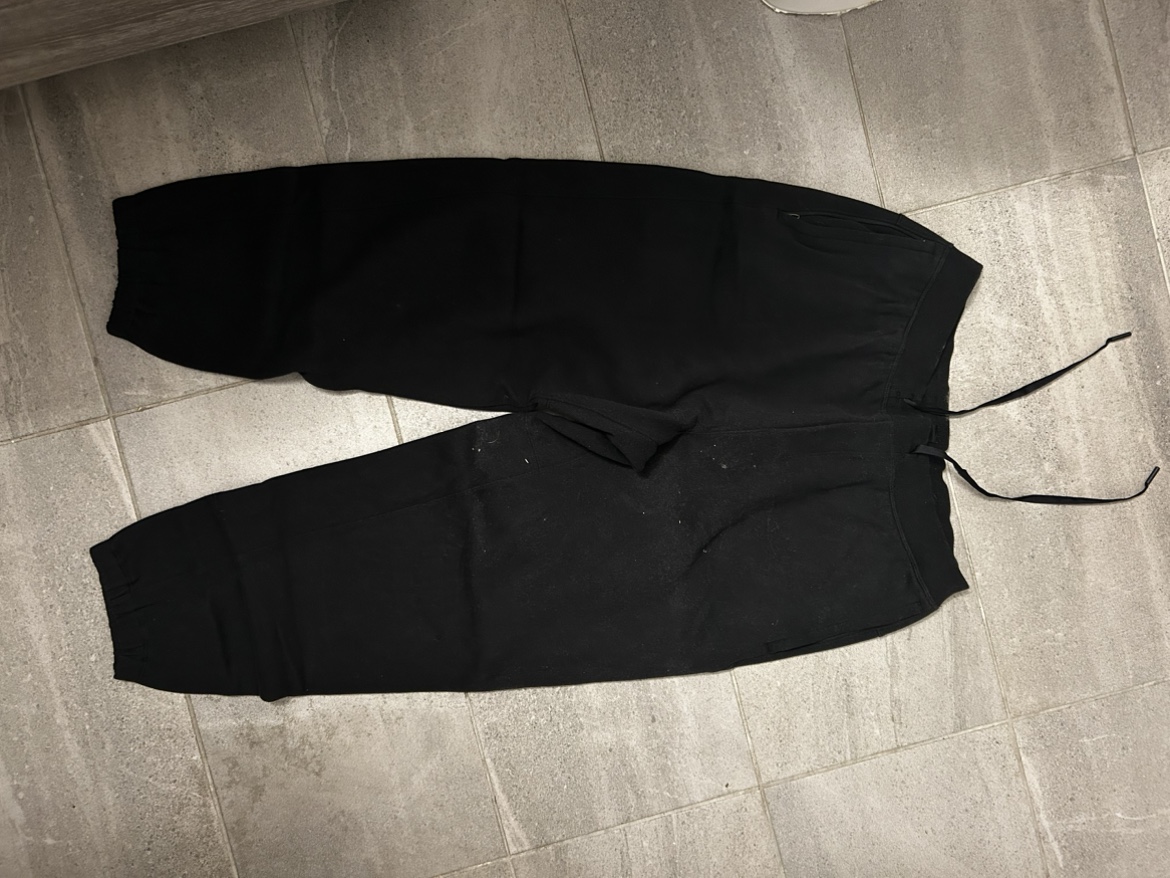 Lululemon Men’s Sweatpants Black Size L