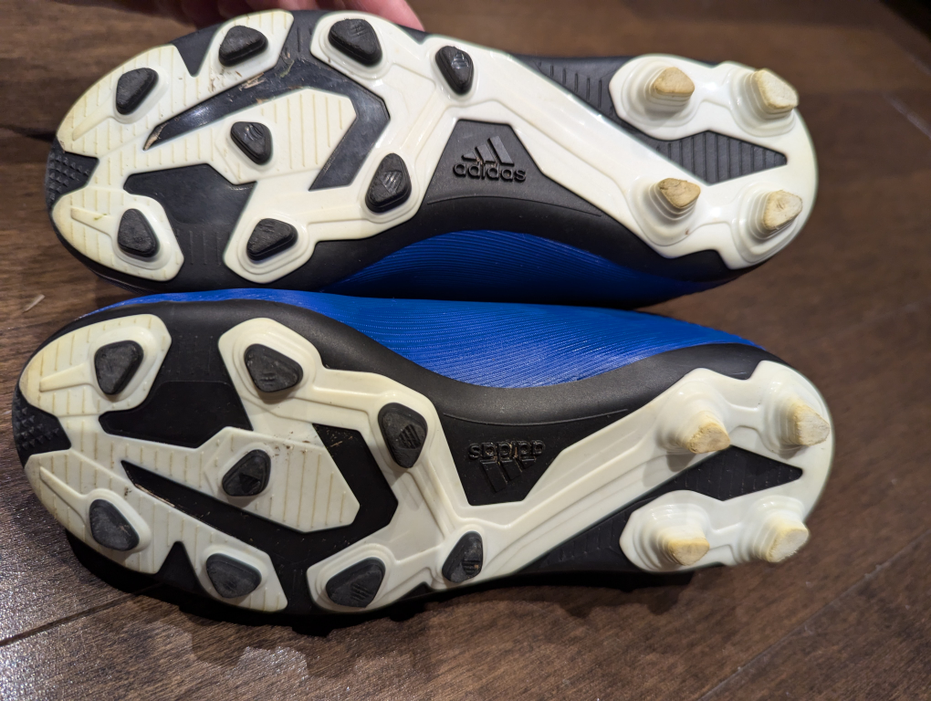 Kid's Adidas Soccer Cleats Kid's Size US 11.5k image indicator(4)