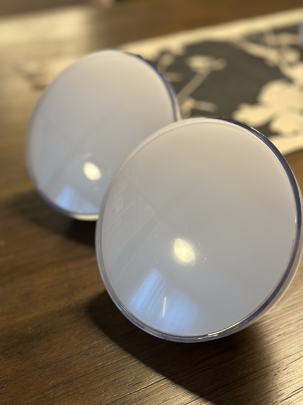 Philips Hue Go Portable Smart LED Light Lamp, set of 2 image indicator(3)