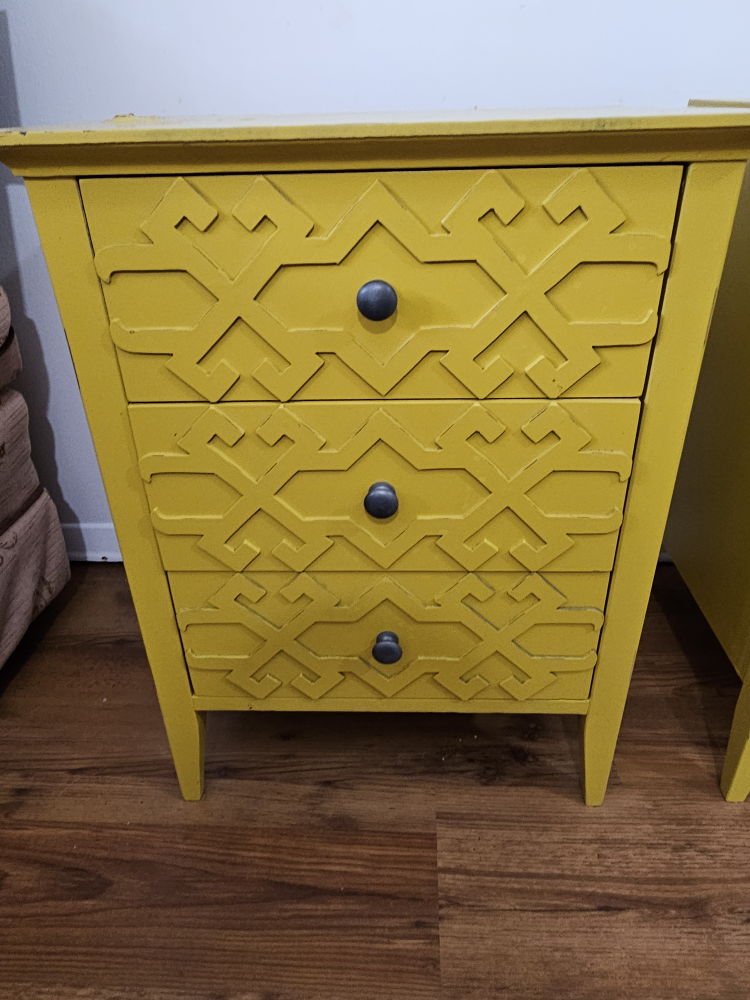 2 Side Tables - photo 2
