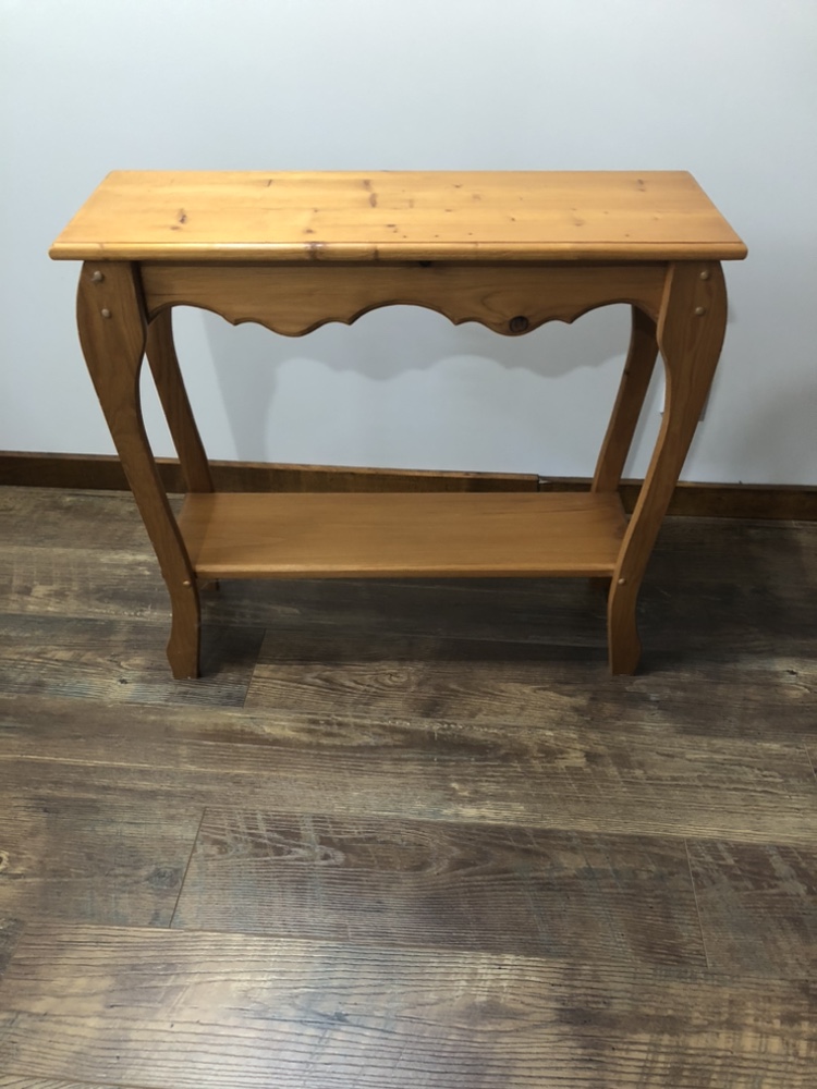 Entrance Table