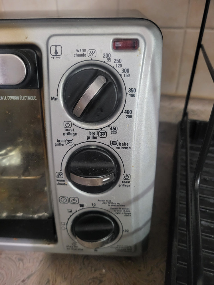Black and Decker Oven Toaster - photo 3