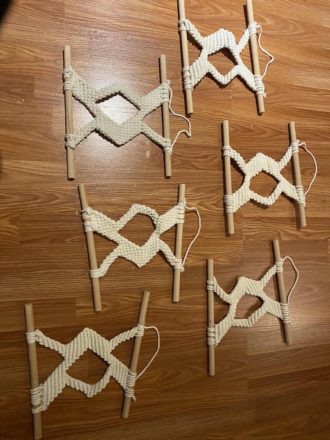 MACRAME 16 PIECES PLANT/ WALL DECORATION & FRUIT STORAGE image indicator(5)