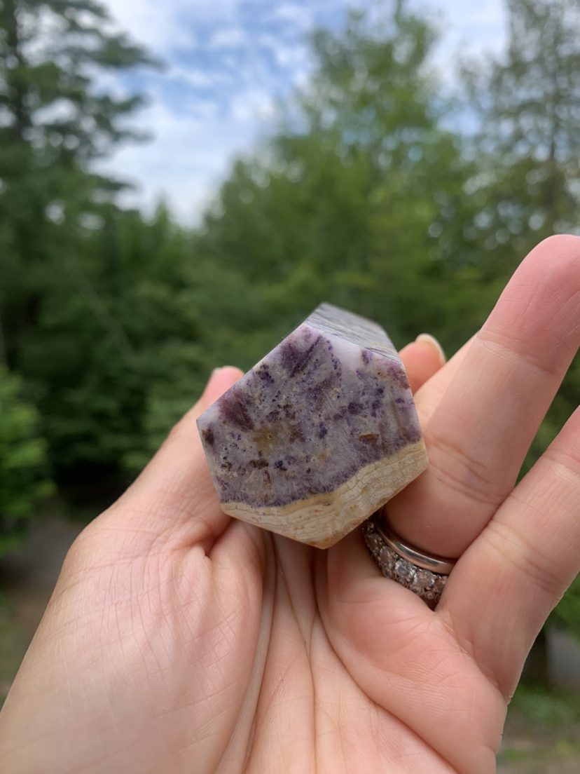 Violet agate tower | crystal image indicator(8)
