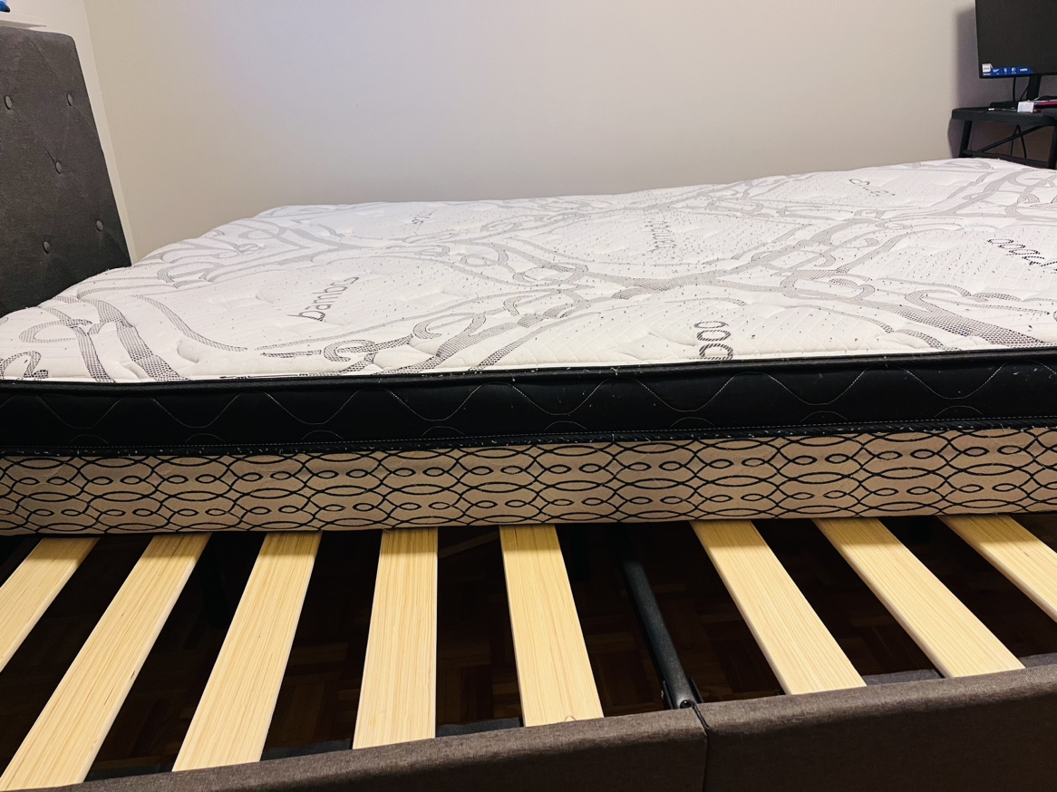 Queen size mattress - photo 3