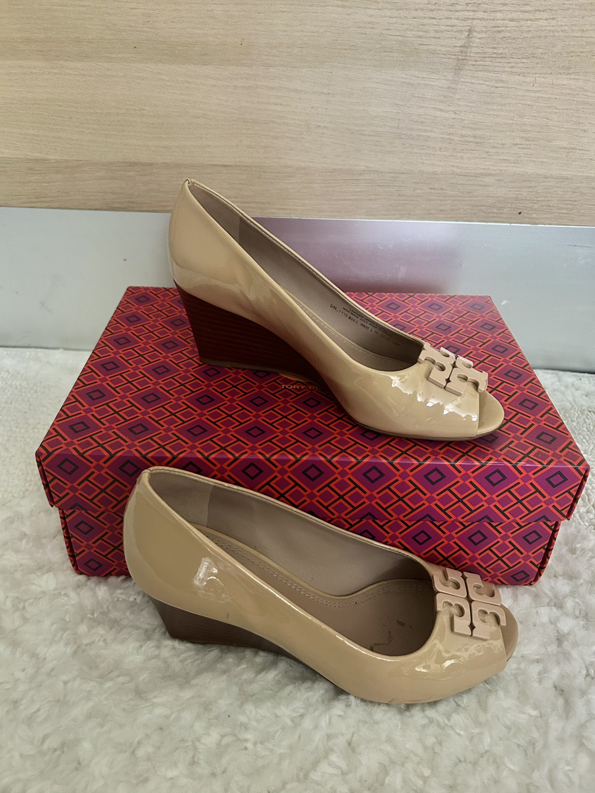 Tory Burch open toe wedge pattern leather