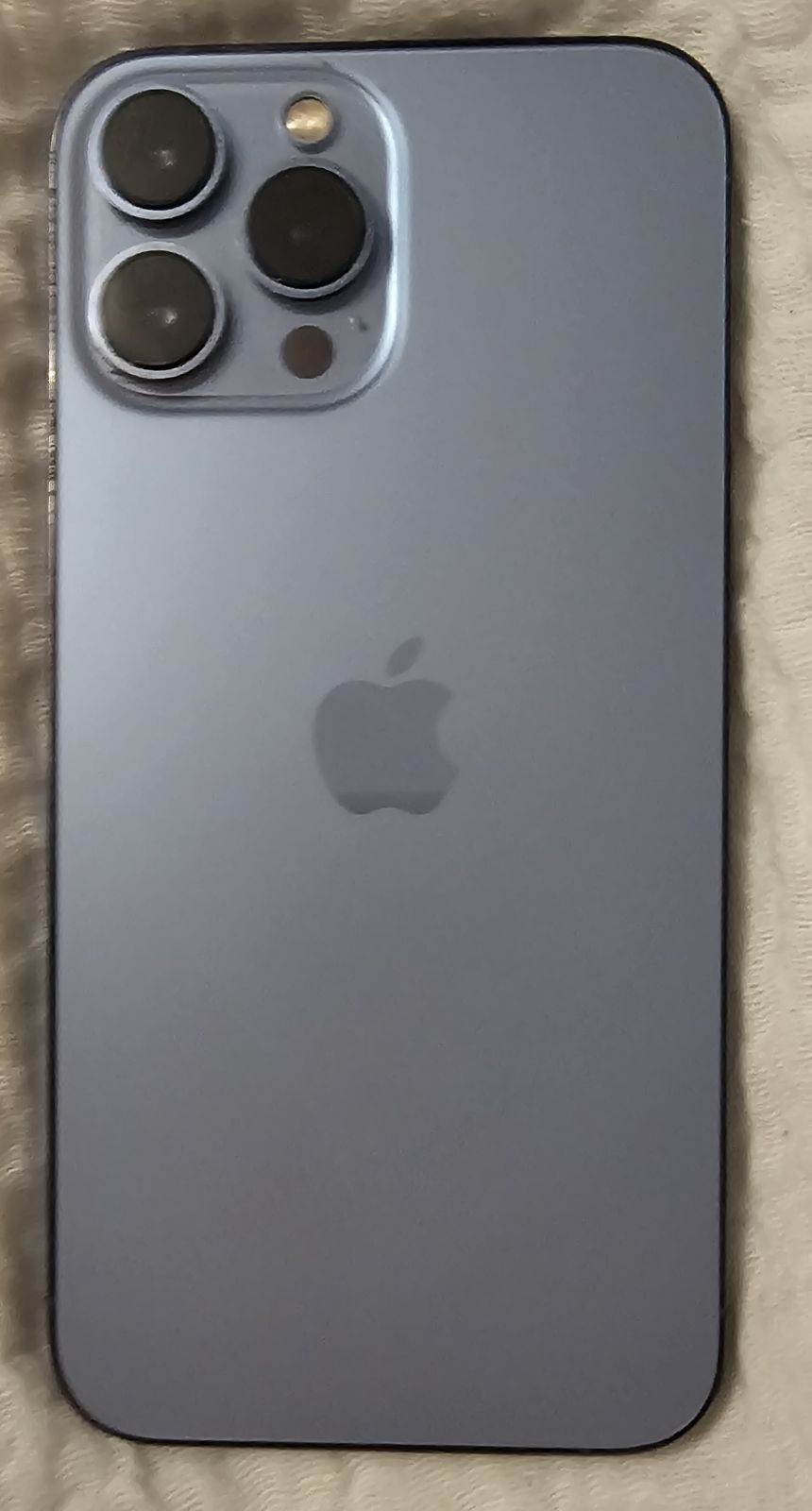 iPhone 13 Pro Max - photo 2