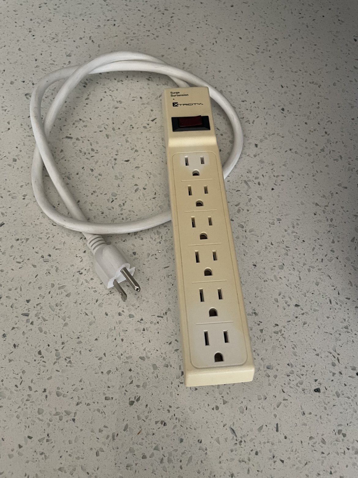 6 Outlets splitter