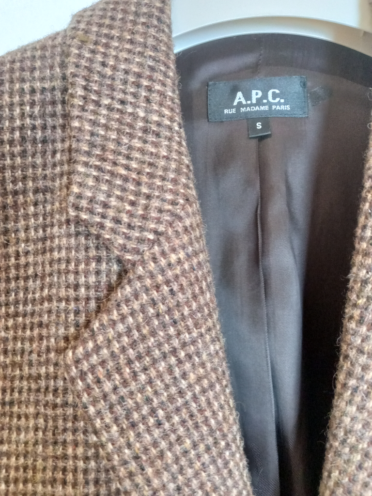 A.P.C HARRIS TWEED men's wool blazer. Size small. image indicator(3)