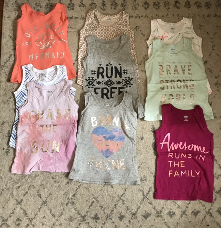 4T Old Navy Tank tops thumbnail