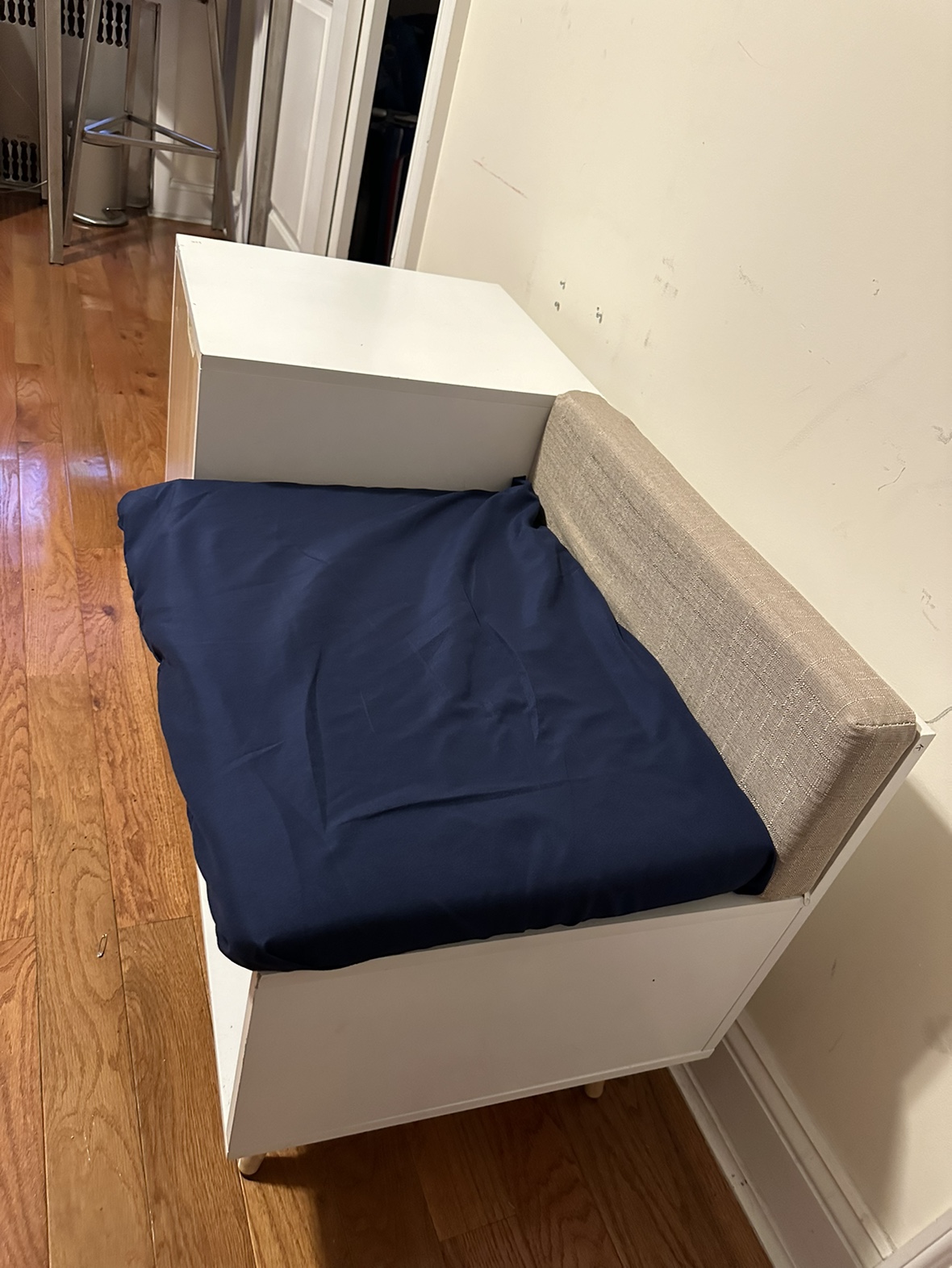 White shoe bench - photo 4