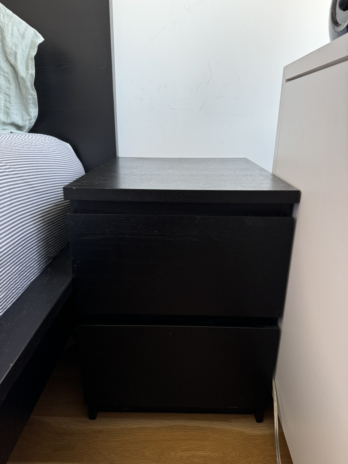 2-drawer chest (malm from ikea)
