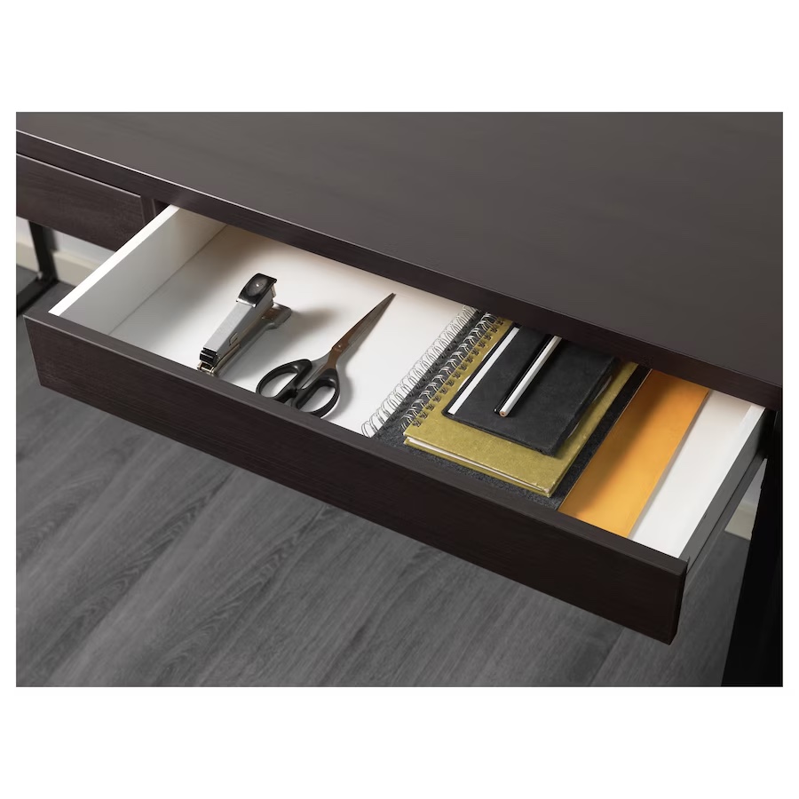 Moving Sale - IKEA desk(142 x 50 cm) - photo 2