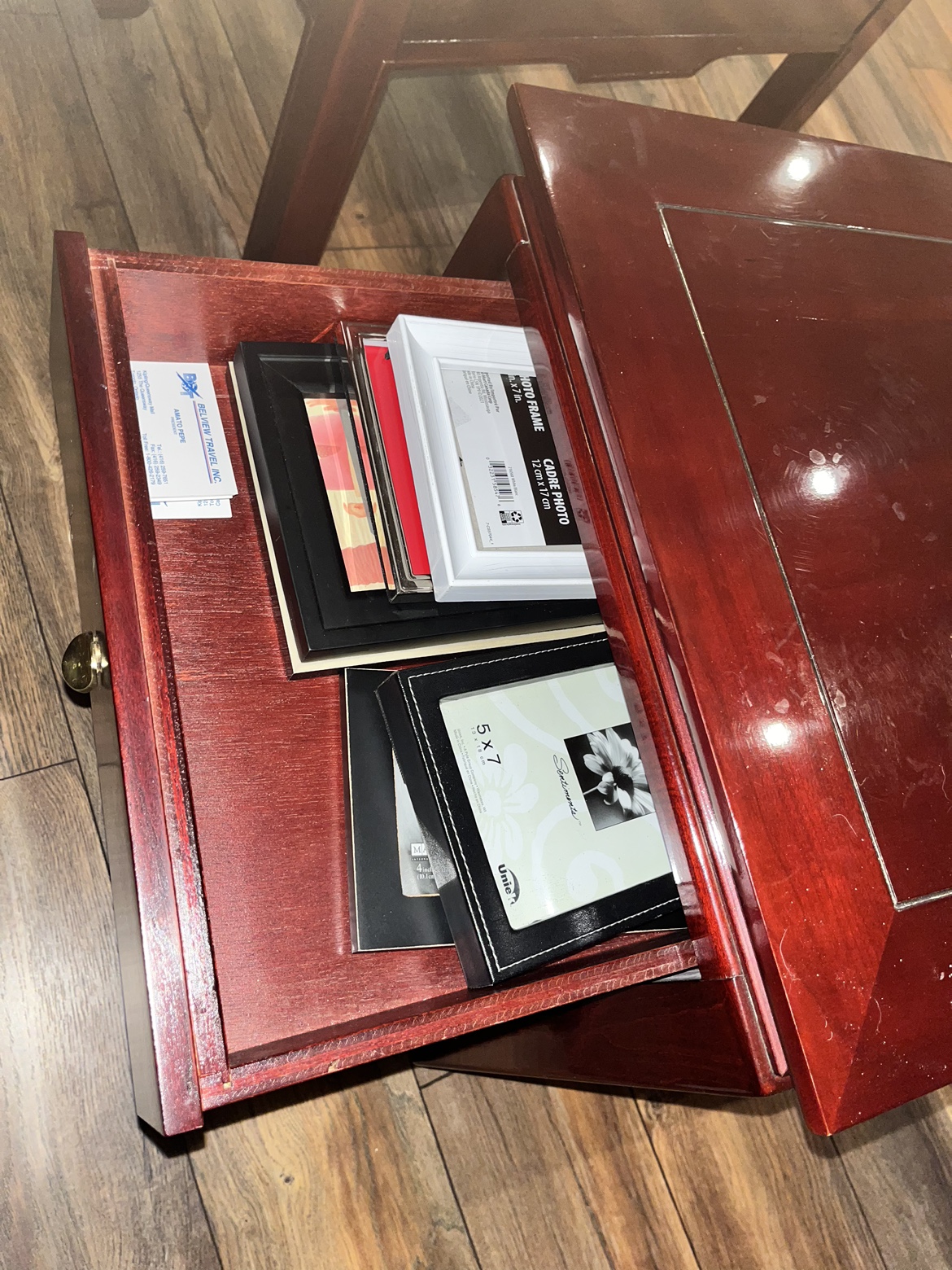 3 piece Coffee table and End tables image indicator(3)