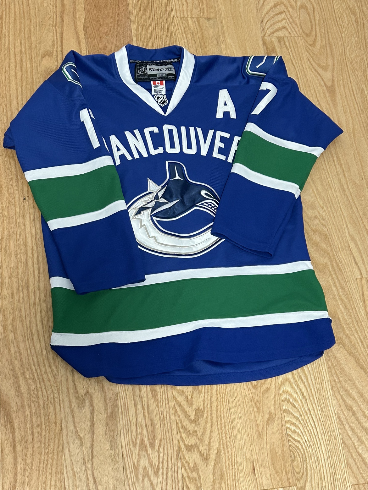 Vintage Vancouver Cannucks Jersey