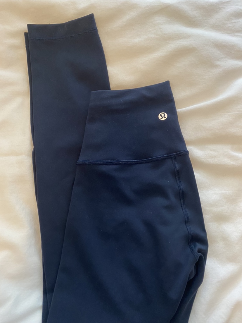 Lululemon navy leggings image indicator(2)