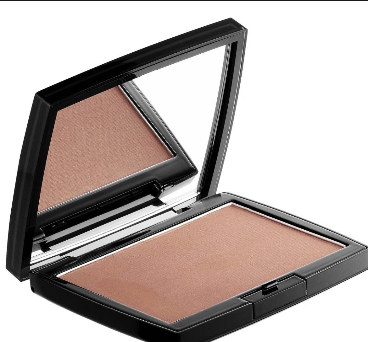 Brand New Anastasia Beverly Hills Bronzer image indicator(2)