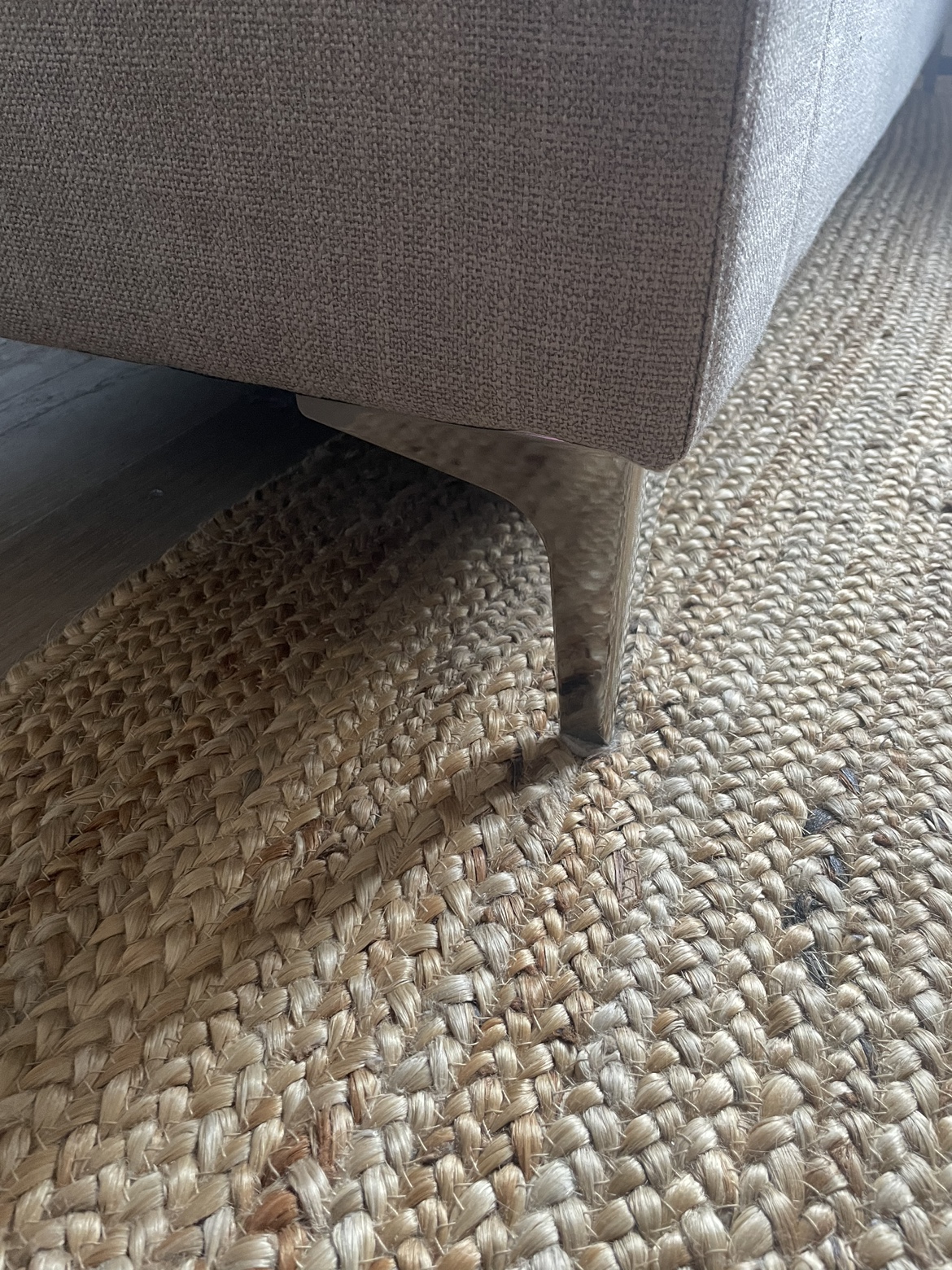 Couch - photo 4