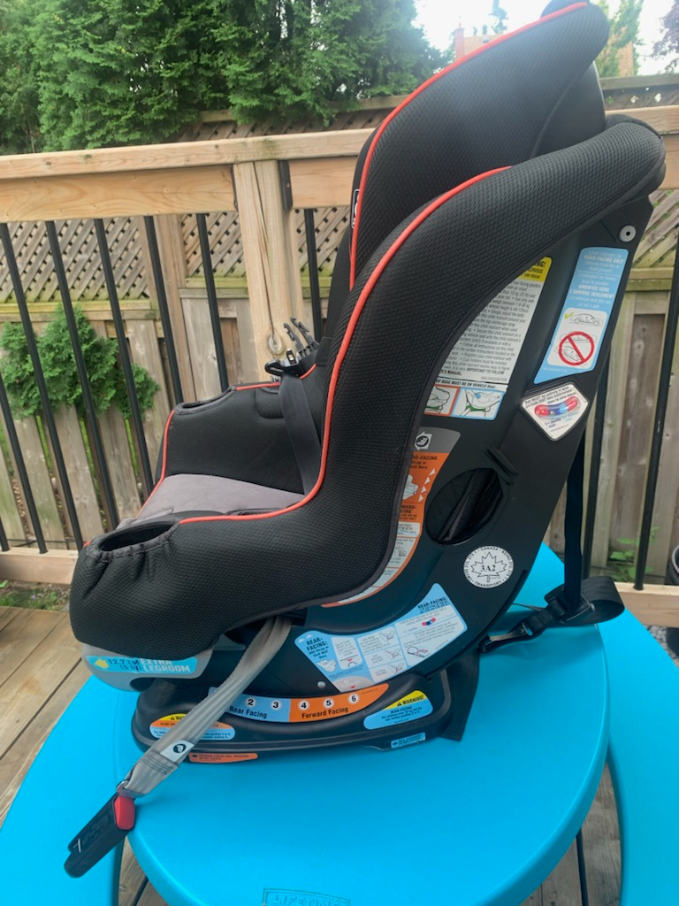 car seat - photo 2