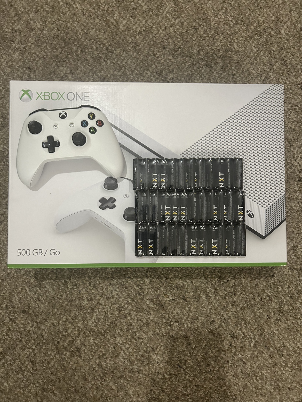 Microsoft Xbox One S 500 GB Console, Controller & batteries $170 - photo 2