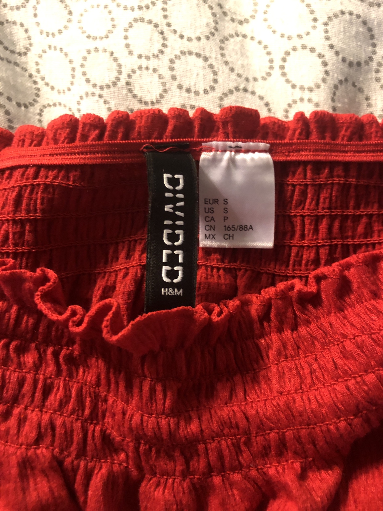 Off shoulder top image indicator(2)