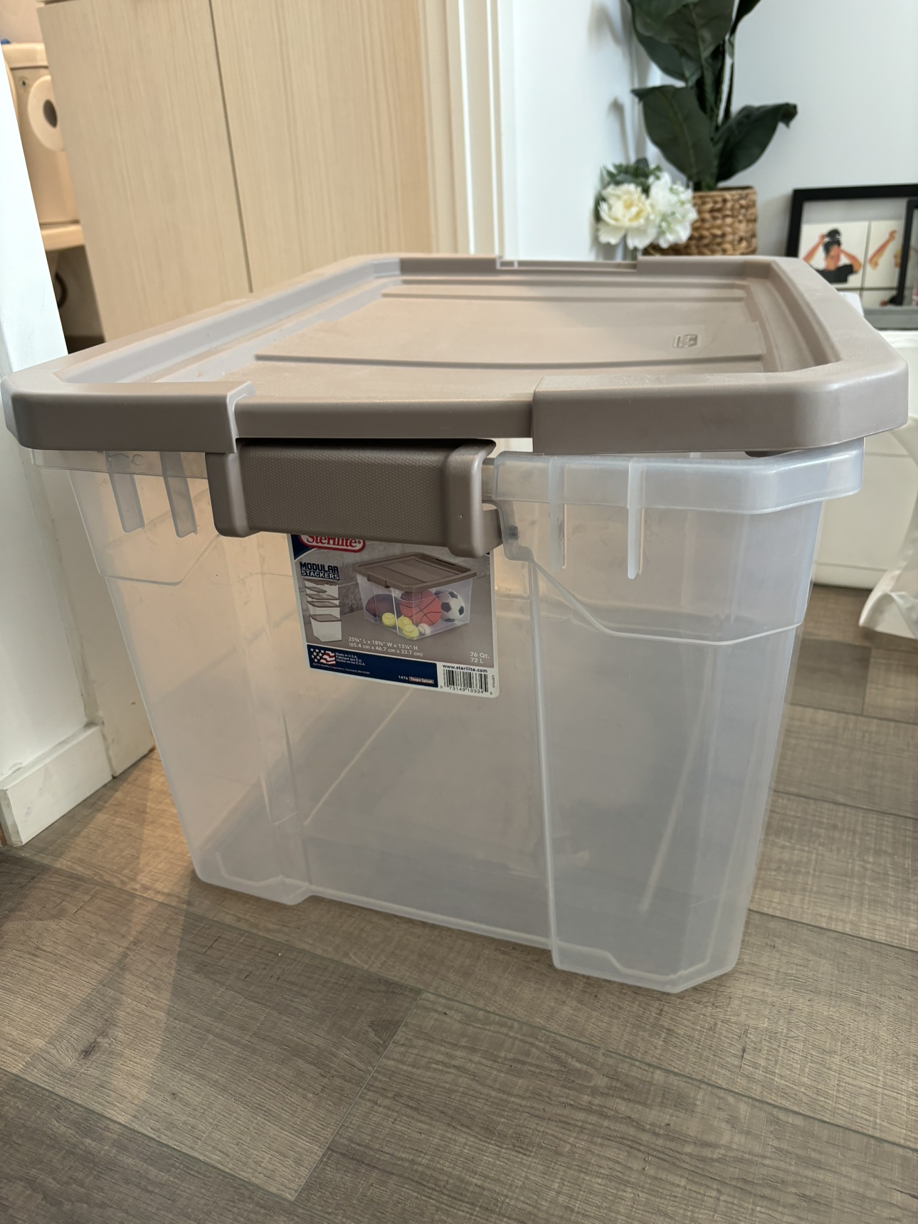 (2) Storage boxes
