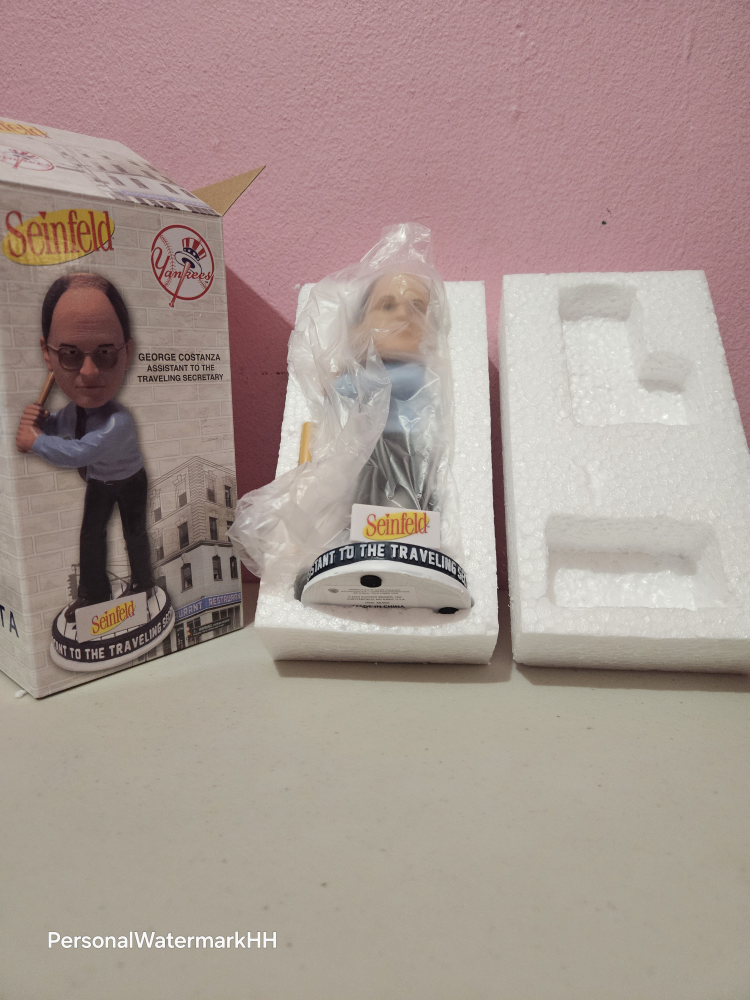 Brand New George Costanza Bobblehead from Yankee Stadium - photo 3