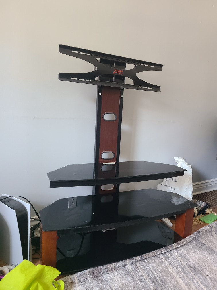 t.v. stand good for 45" - photo 3