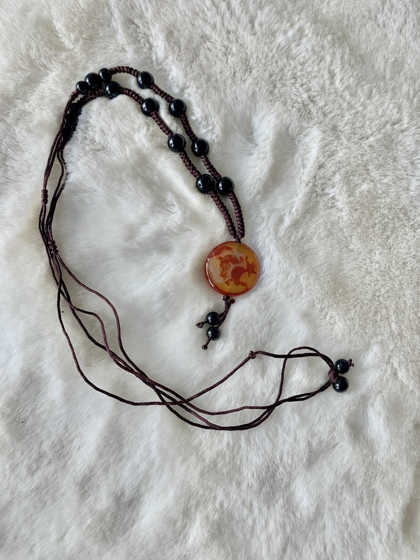 ‼️DECLUTTER SALE‼️ retractable zodiac animal jade image indicator(2)