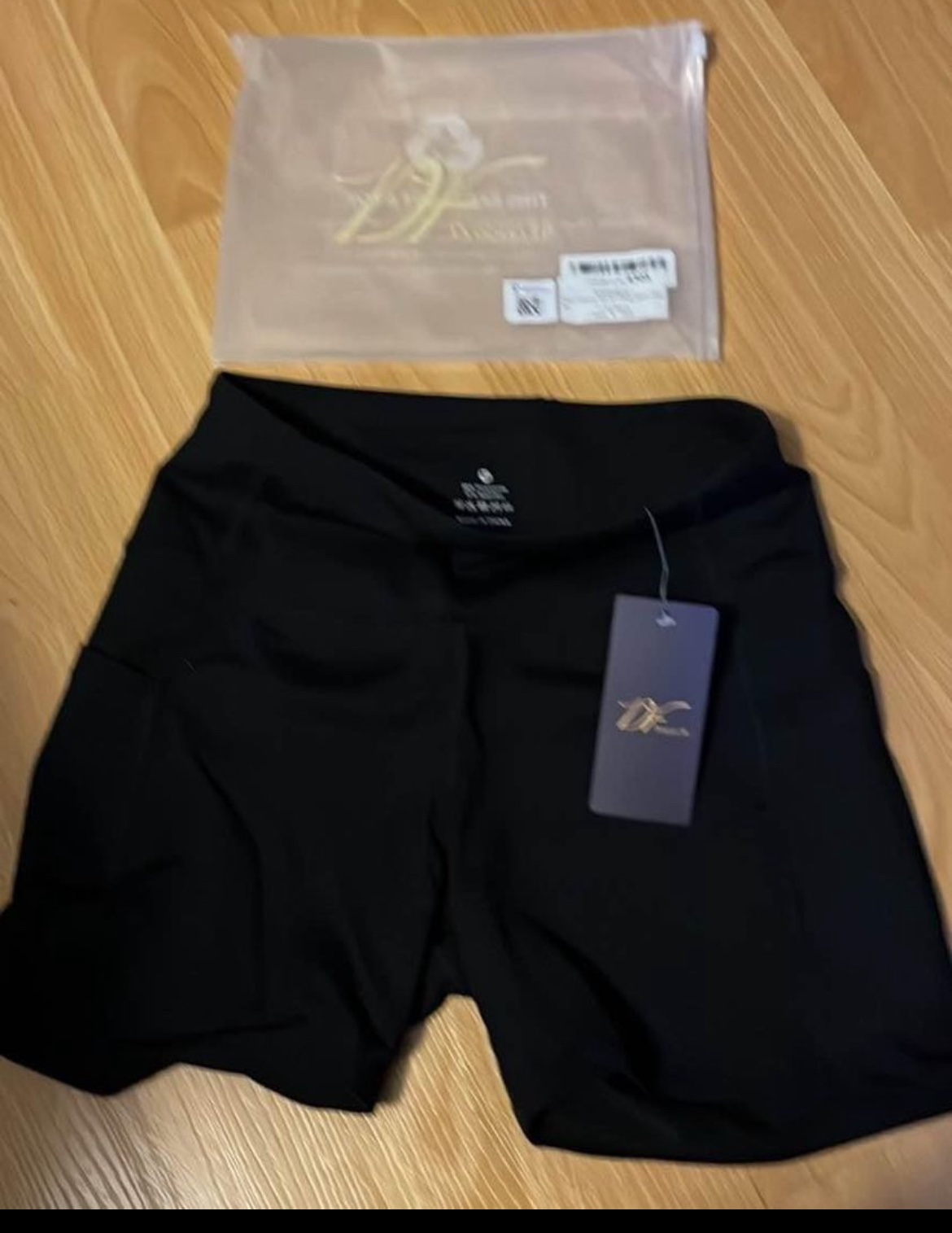 Dragon Fit Womens Yoga Shorts -MEDIUM image indicator(3)