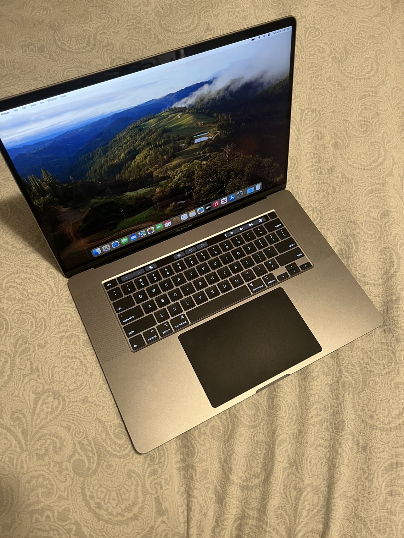 MacBook Pro 16” 2019 i7