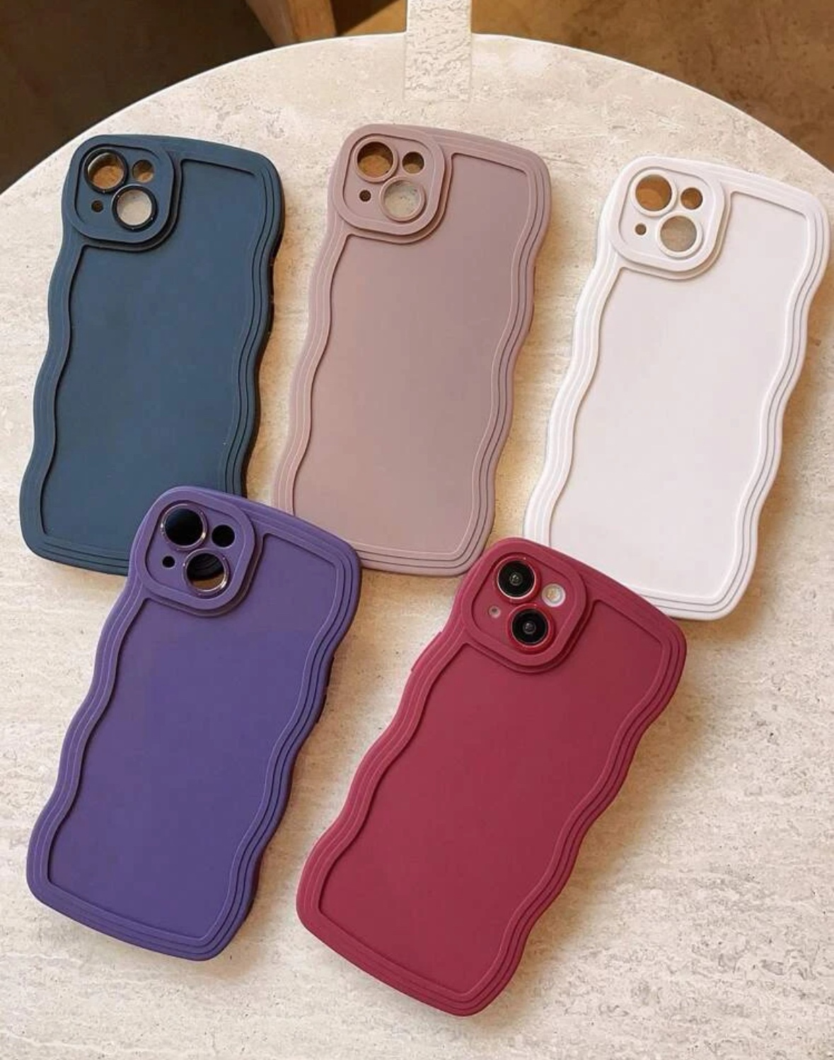 Wave Frame Case for iPhone 14 – Curly and Slim Shockproof Bumper thumbnail
