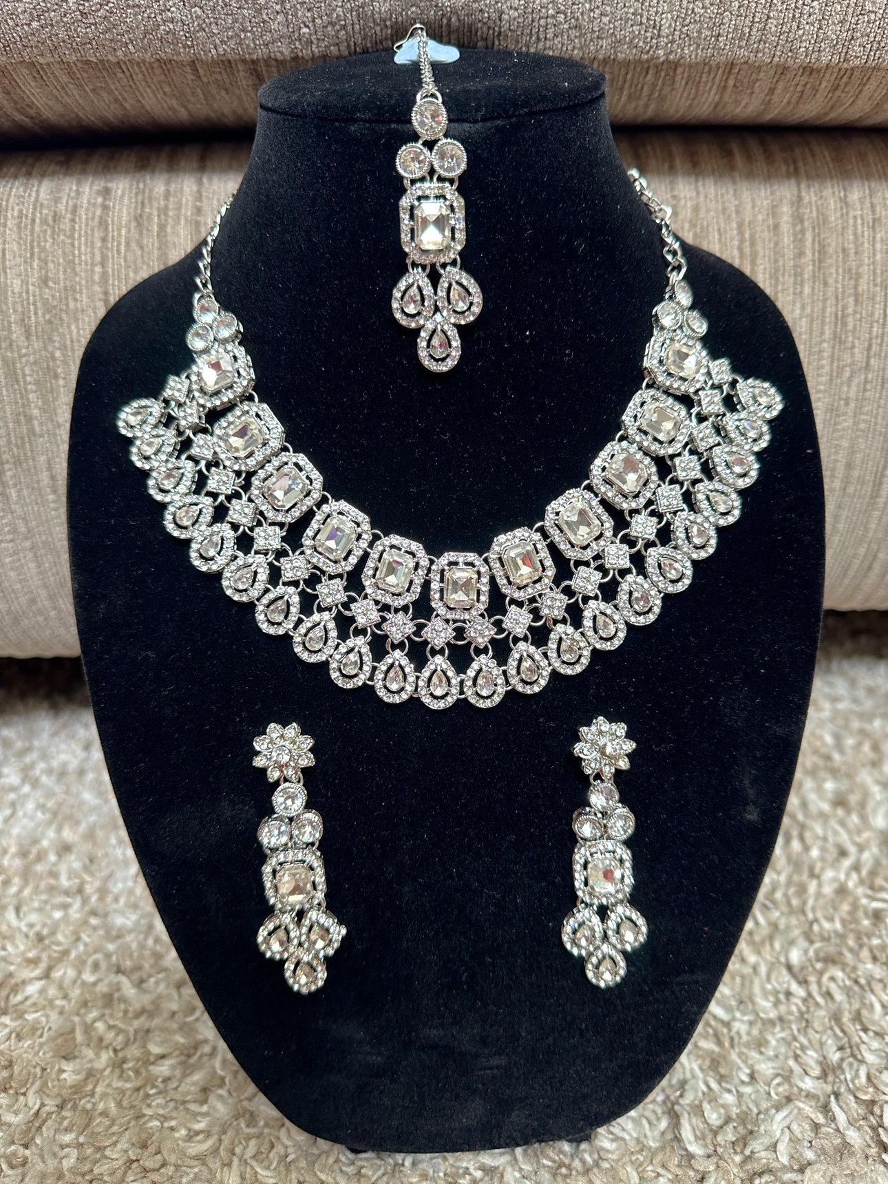 American Diamond jewellery for your special occasion. - photo 2