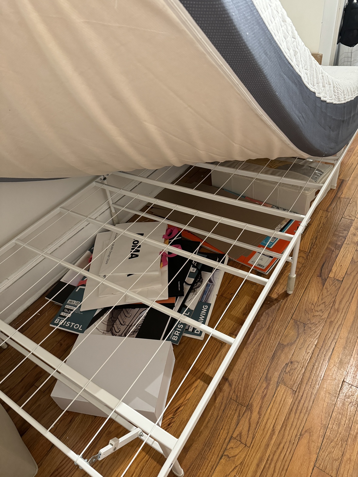Twin XL Zinus foldable bed frame and mattress+cover - photo 3