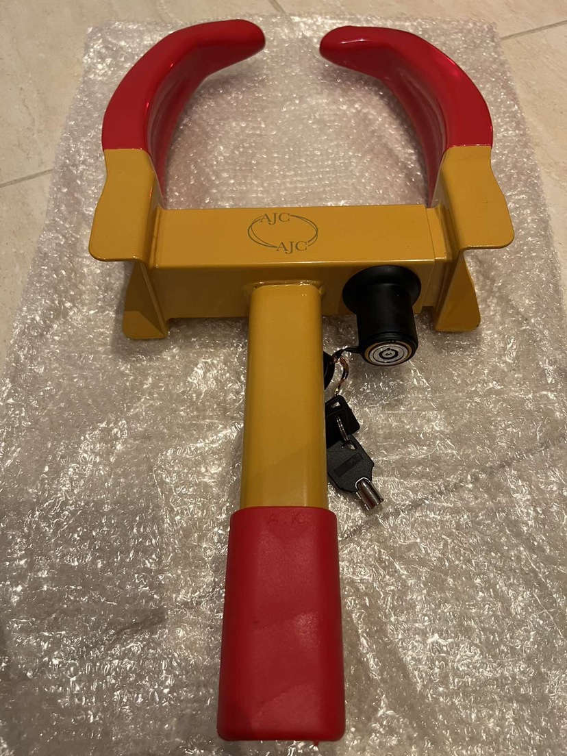 Anti-theft wheel lock clamp