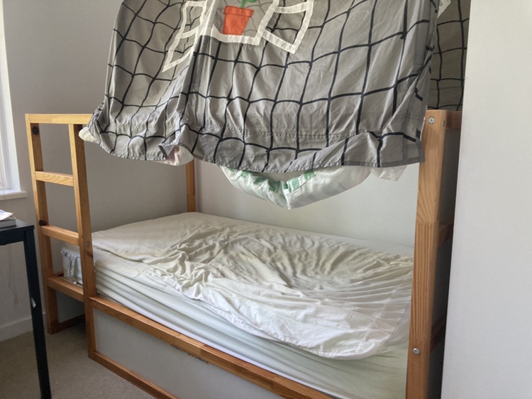 Bunk bed