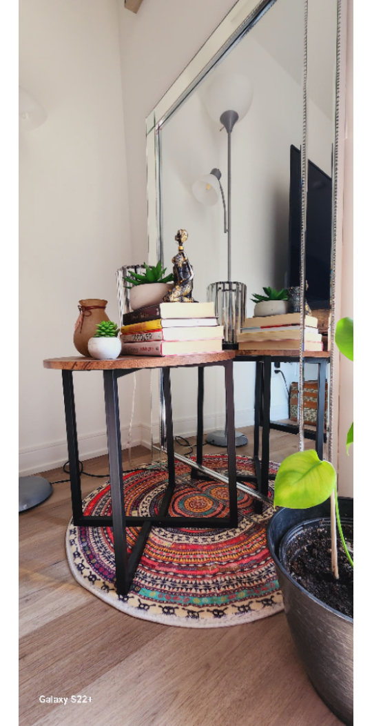 Smalle table