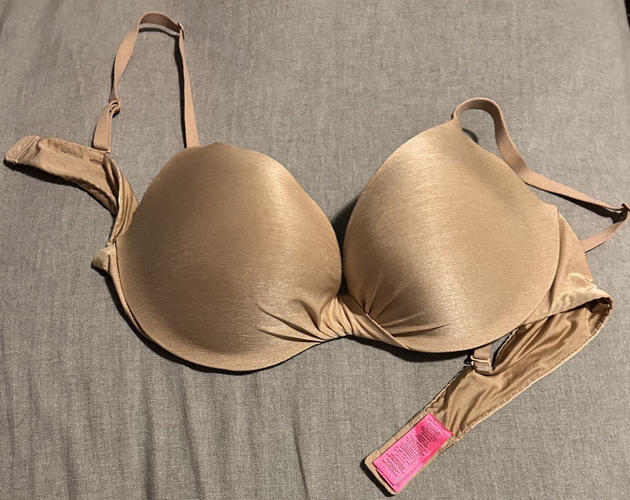 LA SENZA: BRA 36B thumbnail