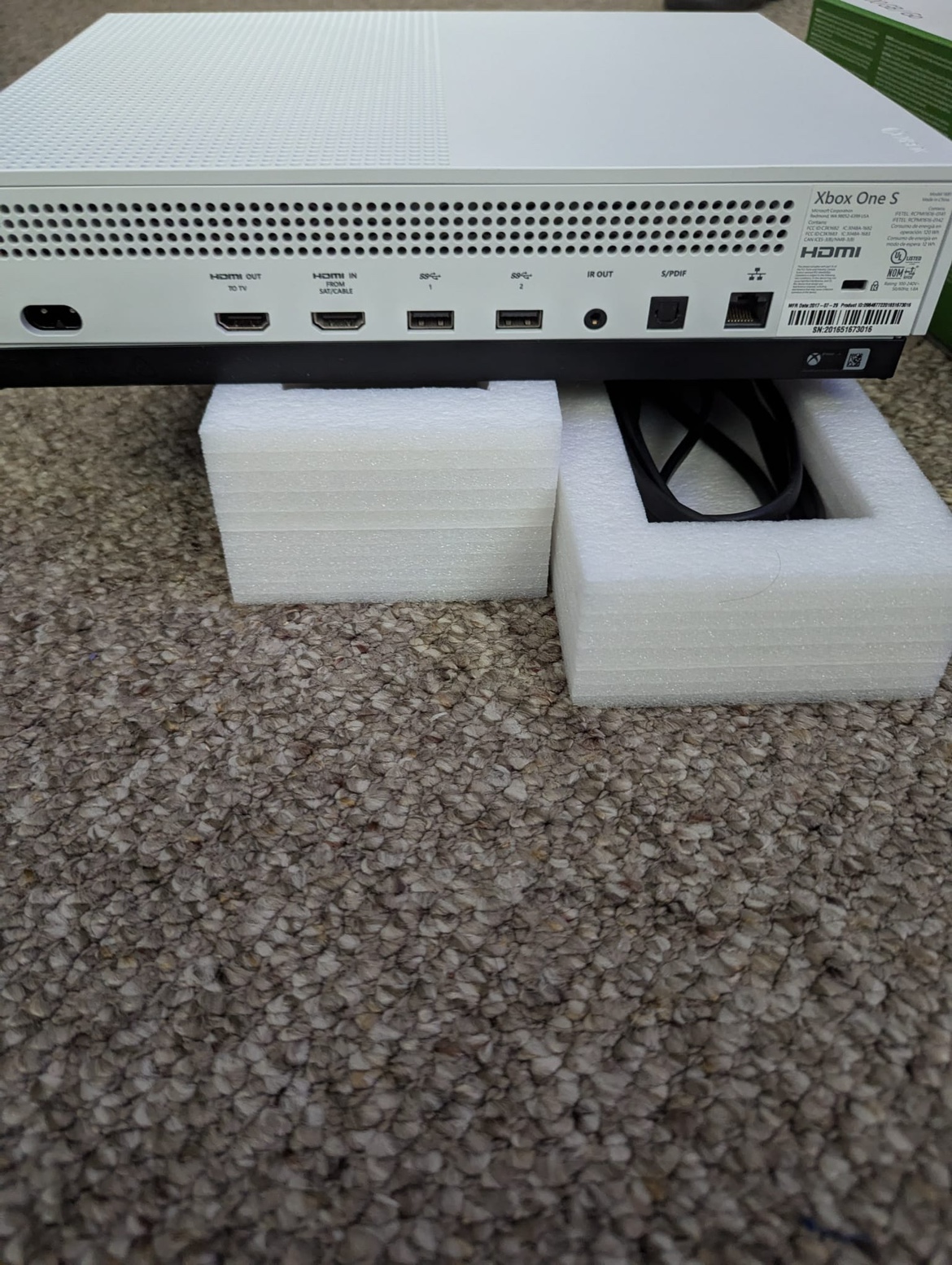 Microsoft Xbox One S 500 GB Console, Controller & batteries $170 - photo 5