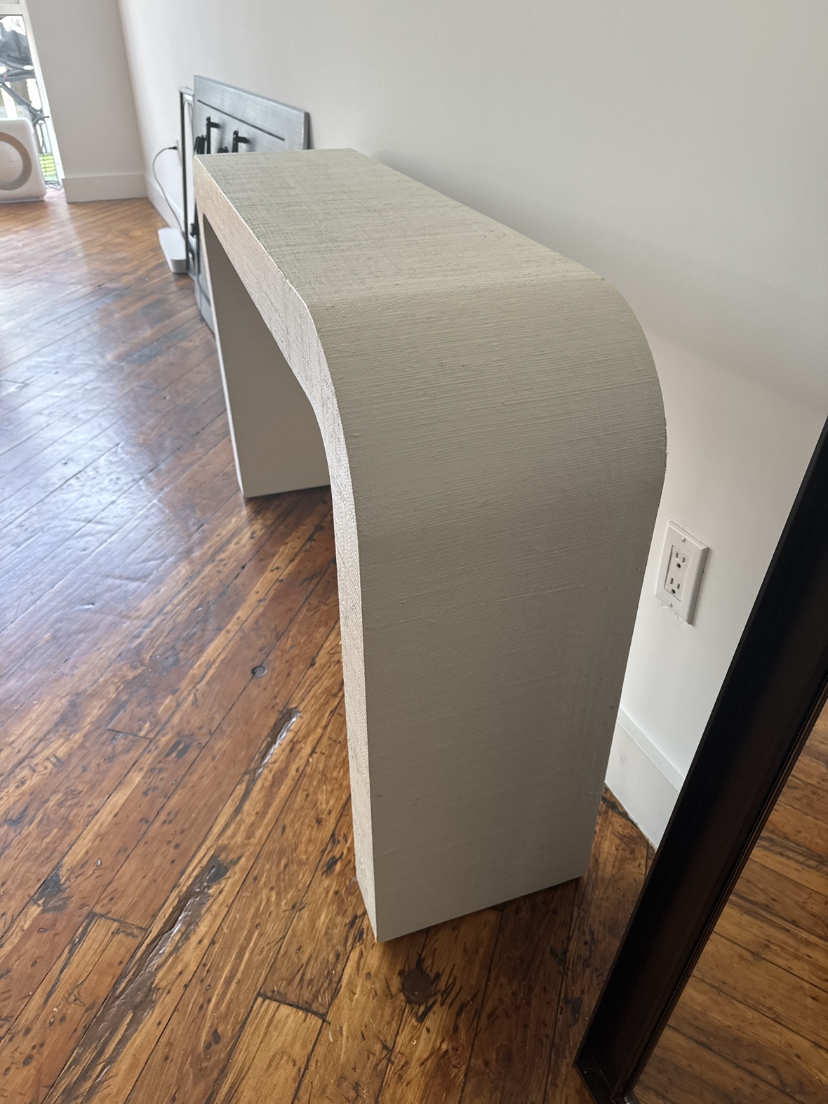 Cb2 Horseshoe Ivory Lacquered Linen Console Table - photo 2