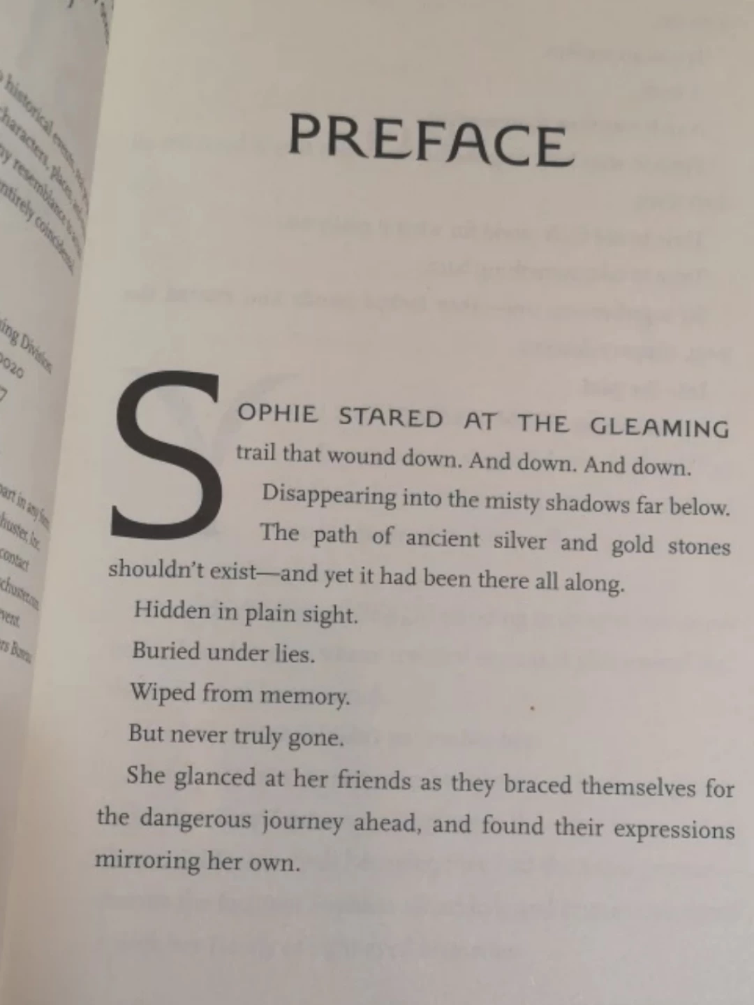 Nightfall - Keeper of the Lost Cities 6th Hardcover Book - photo 3