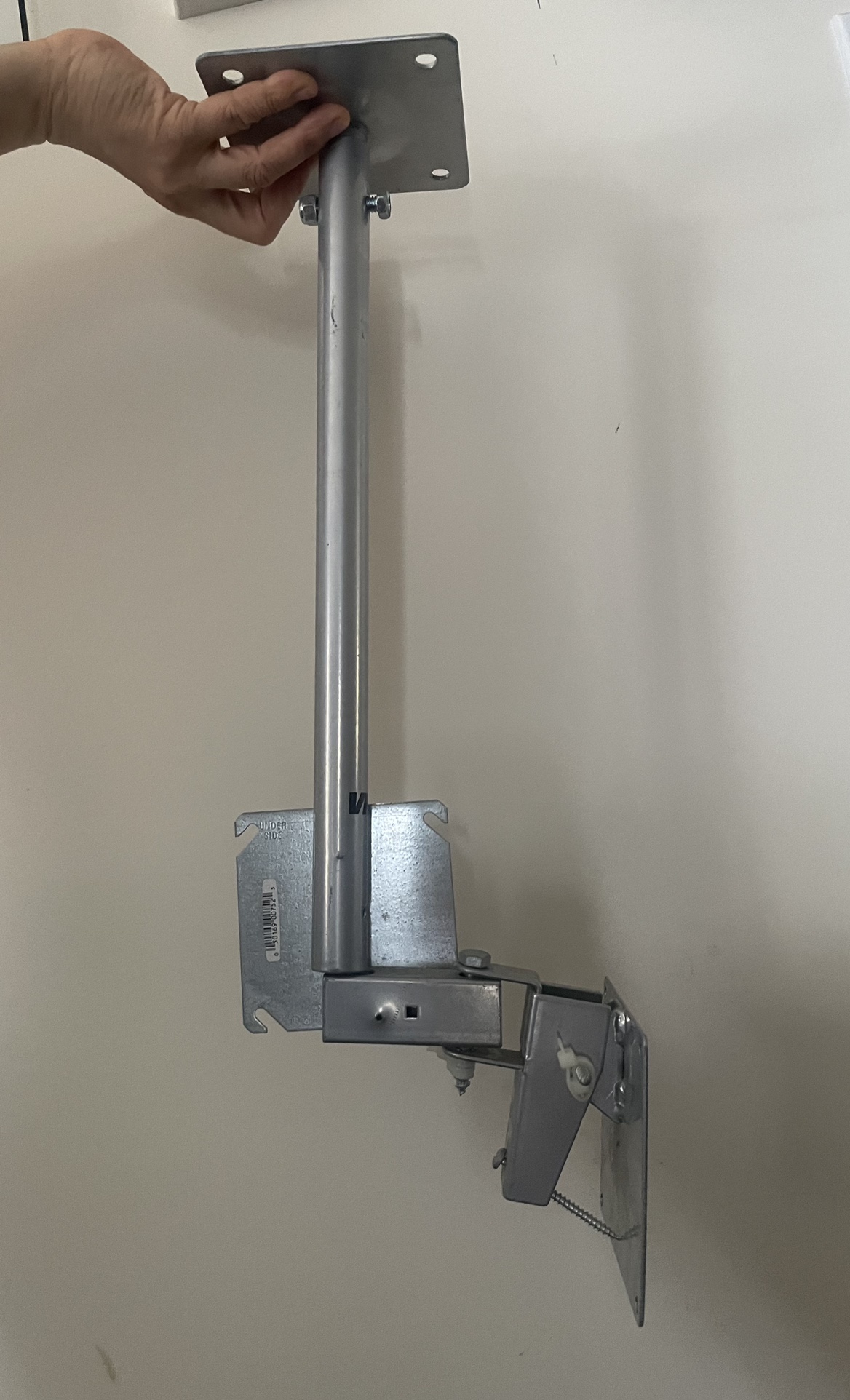 TV or screen bracket to attach celling