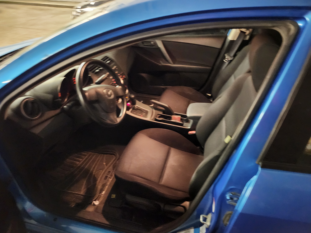 2010 mazda 3 - photo 4